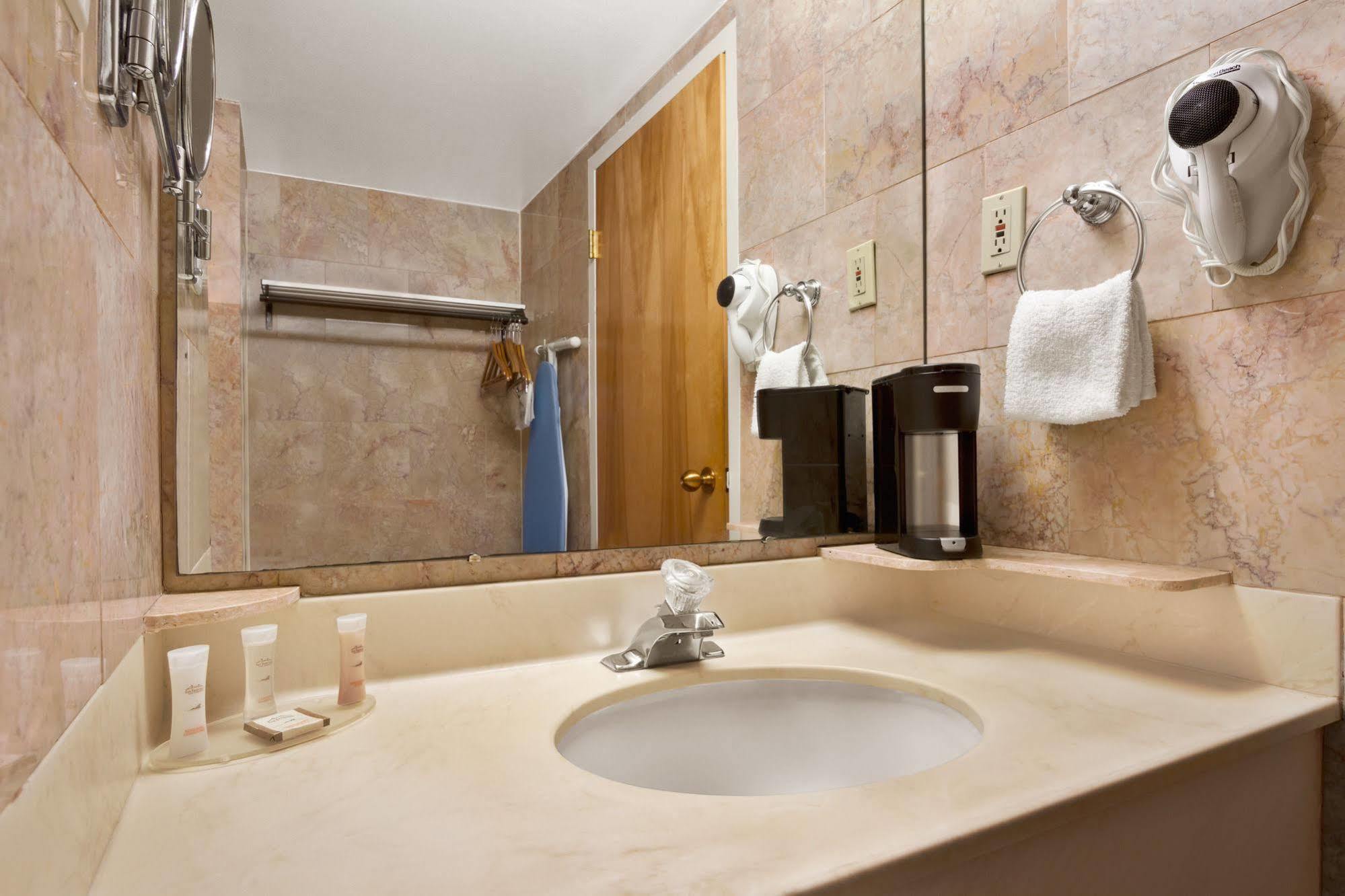 Oh St Joseph Resort Hotel Pleasantville Zimmer foto